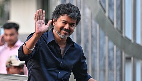 முதல்வர் ரேஸில் முந்துகிறாரா விஜய்... களத்தைக் குழப்ப வெளியானதா கருத்துக் கணிப்பு?