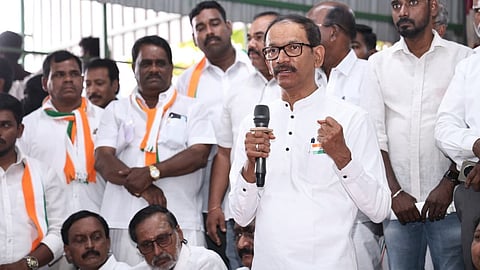 தொகுதிகள் குறித்து கிரிஷ் தான் பேச வேண்டும்: சத்தியமூர்த்தி பவனில் வெடிக்கும் புது பஞ்சாயத்து