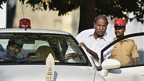 உடைகிறதா என்.ஆர்.காங் - பாஜக கூட்டணி? - பேச்சுவார்த்தையை தவிர்க்க திருச்செந்தூர் புறப்பட்ட புதுச்சேரி முதல்வர்!