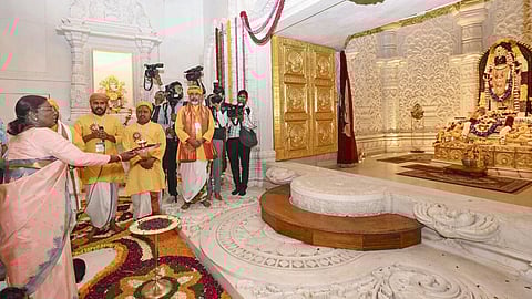 ராமர் கோயிலில் குடியரசுத் தலைவர் திர​வுபதி முர்மு வழிபாடு