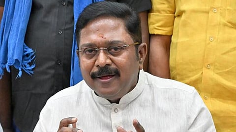 “அதிமுகவை எதிர்க்க இயலாமல் ‘டெல்லி அணி’ என திசை திருப்புகிறார் முதல்வர்” - டிடிவி தினகரன்