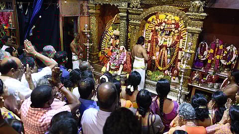 ஏழுமலையான் கோயிலில் உகாதி பண்டிகை கோலாகலம்;  கடப்பாவில் பெருமாளை வழிபட்ட முஸ்லிம்கள்