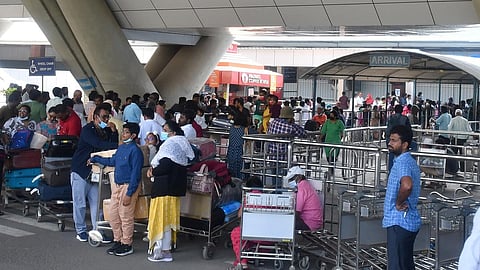 தேர்தல் நடத்தை விதிகளை அமல்படுத்த சென்னை விமான நிலையத்தில் அதிகாரிகள் நியமனம்