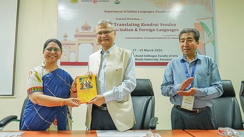 பனாரஸ் இந்து பல்கலைக்கழகத்தில் தேசியப் பயிற்சிப் பட்டறை: அவ்வையாரின் கொன்றை வேந்தன் நூல் மொழிபெயர்ப்பு