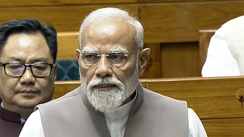 நாட்டில் 53 லட்சம் மெட்ரிக் டன் கச்சா எண்ணெய் கையிருப்பு உள்ளதாக மக்களவையில் பிரதமர் மோடி தகவல்