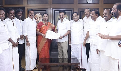 திமுக கூட்டணியில் தேமுதிகவுக்கு 10 தொகுதிகள் ஒதுக்கீடு