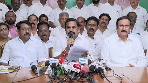 அதிமுக கூட்டணியில் பாஜக, பாமக, அமமுகவுக்கு ஒதுக்கப்பட்ட தொகுதிகள் எவை? - முழு பட்டியல்