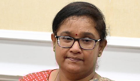 அர்ச்​சனா பட்​நாயக்