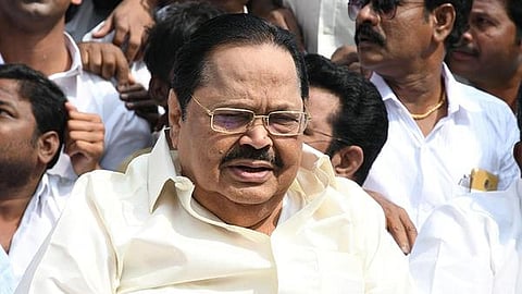 யாருடைய பெயரை தலைவர் உச்சரிக்கிறாரோ அவர் தான் வேட்பாளர்: காட்பாடியில் துரைமுருகன் பேச்சு