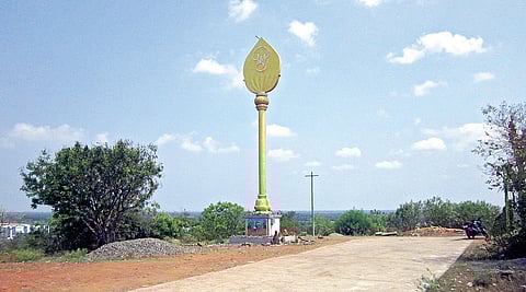 எதிரிகளை வீழ்த்த அருள்புரியும் பெரும்பேர்  கண்டிகை  சுப்பிரமணியர்
