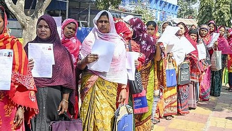 மேற்கு வங்க மாநிலத்தில் ஆட்சியை தீர்மானிக்கும் 54 தொகுதிகள்