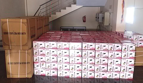 குக்கர் பறிமுதல்