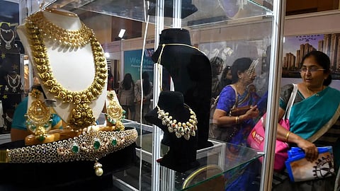 சரிவுக்குப் பின் ஏற்றம்: தங்கம் விலை ரூ.880 உயர்வு