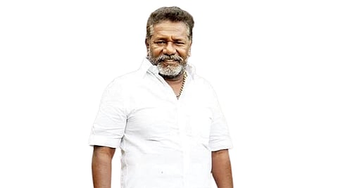 சிவகங்கை தொகுதியில் அதிருப்தியாளர்களை சமரசப்படுத்த நடிகர் கருணாஸ் முயற்சி!