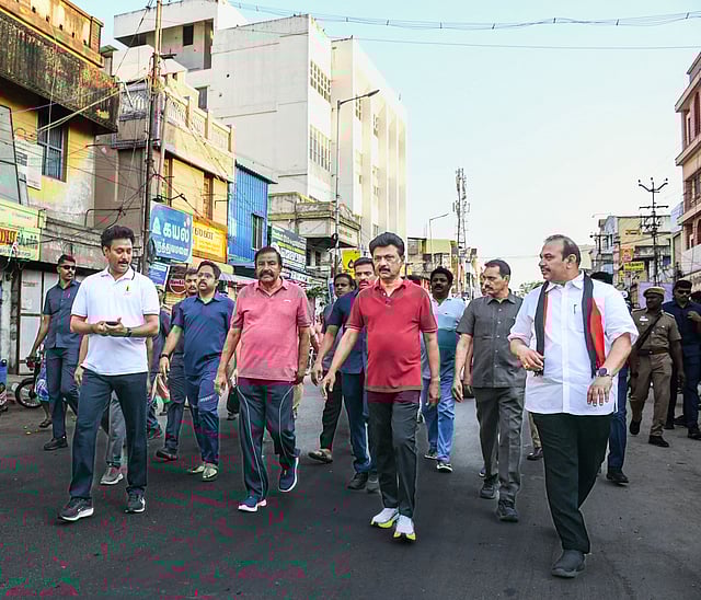 <div class="paragraphs"><p>அமைச்சர்களுடன் முதல்வர் ஸ்டாலின்</p></div>