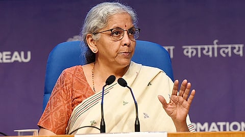 மத்திய அமைச்சர் நிர்மலா சீதாராமனுக்கு எதிரான மனு தள்ளுபடி