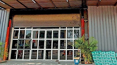 திருச்சி பழைய பால் பண்ணை அருகே திறக்கப்படவுள்ள தவெக தேர்தல் அலுவலகம்.  