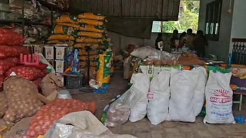 திருச்சூரில் பரிசுப் பொருட்கள்: பாஜக பிரமுகர் மீது வழக்குப்பதிவு