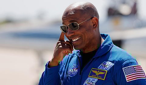 ஊக்கமளிக்கும்    விக்டரின் பயணம் | அறிவுக்குக் கொஞ்சம்...