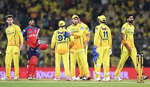 தொடர் தோல்வியில் சிஎஸ்கே -  ஆட்ட வியூகத்தில் தப்புக் கணக்கா?