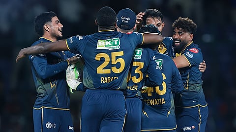 கடைசி வரை நீடித்த பரபரப்பு: டெல்லியை 1 ரன் வித்தியாசத்தில் வீழ்த்தியது குஜராத்