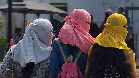 தமிழகத்தில் இன்றும், நாளையும் வழக்கமான அளவு வெயில்