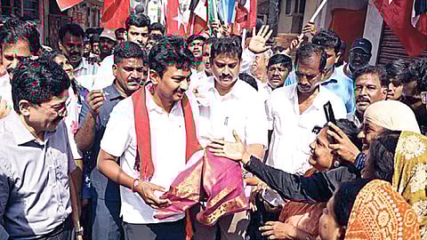 சேப்பாக்கம் திருவல்லிக்கேணி தொகுதியில் வாக்கு சேகரித்த துணை முதல்வர் உதயநிதி ஸ்டாலின்.