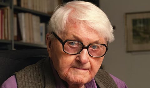 வரலாறு என்னும் மறுகண்டுபிடிப்பு | காலத்தின் தூரிகை 15