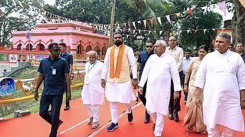 நிதிஷ் குமார் பதவியை ராஜினாமா செய்ய உள்ள நிலையில் பிஹார் புதிய முதல்வர் இன்று தேர்வு