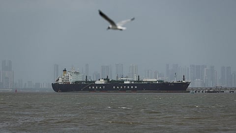 ஈரான் கச்சா எண்ணெய் கப்பல் இந்திய துறைமுகங்களில் நிறுத்தம்