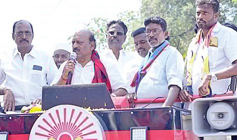 கண்டோன்மெண்ட் பல்லாவரம் பகுதியில் வாக்குசேகரித்த அமைச்சர் தா.மோ அன்பரசன்.