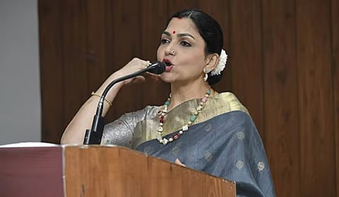 நடிகை குஷ்பு வீட்டுக்கு வெடிகுண்டு மிரட்டல்