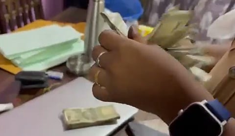 மயிலாப்பூர் திமுக வேட்பாளரின் உதவியாளர் வீட்டில் ரூ.1.50 கோடி பறிமுதல்