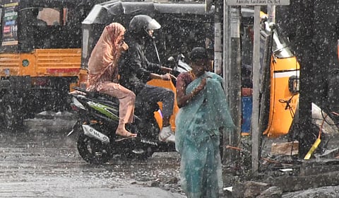 கோவை, ஈரோடு, சேலம், தருமபுரியில் ஏப்.30, மே 1-ல் கனமழைக்கு வாய்ப்பு