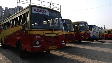 கேரளாவில் நோயாளிக்கு இருக்கை மறுப்பு: போக்குவரத்து கழகத்துக்கு ரூ.30,000 அபராதம்