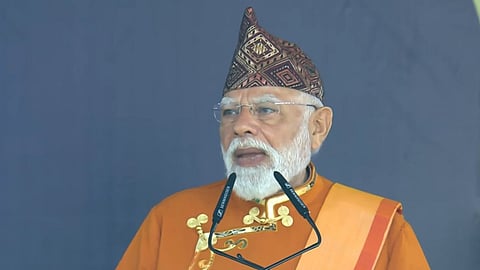 “மொழி, பிராந்தியவாதம் மூலம் நாட்டில் பிளவுகளை விதைக்க முயற்சி” - சிக்கிமில் பிரதமர் மோடி பேச்சு