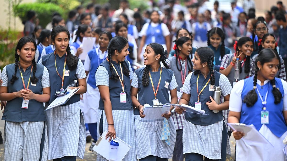 பிளஸ் 2 விடைத்தாள் டிஜிட்டல் மதிப்பீட்டில் சிக்கல் இல்லை: சிபிஎஸ்இ விளக்கம் 