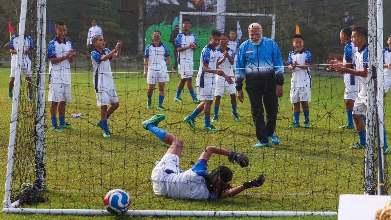 சிக்கிமில் ரூ.4,000 கோடியில் திட்டங்கள்: பிரதமர் மோடி தொடங்கி வைத்தார்