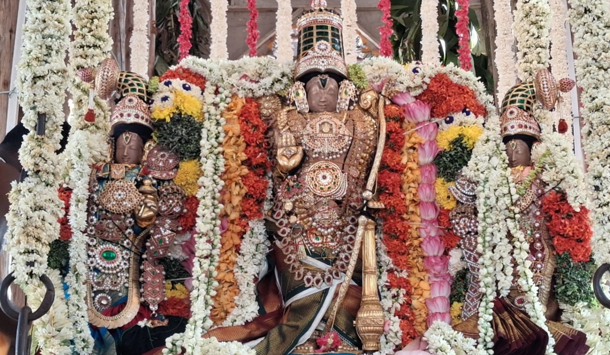 கும்பகோணம் சாரங்கபாணி மற்றும் சுந்தரேஸ்வரர் கோயிலில் சித்திரை பெருவிழா தேரோட்டம் கோலாகலம்