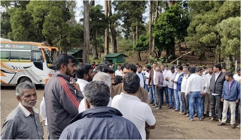 நுழைவு கட்டண விவகாரம் | கொடைக்கானலில் வனத்துறையை கண்டித்து வாகன ஓட்டுநர்கள் போராட்டம்