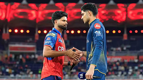 குஜராத் டைட்டன்ஸ் அணியுடன் இன்று பலப்பரீட்சை: தோல்வியில் இருந்து மீளும் முனைப்பில் பஞ்சாப்