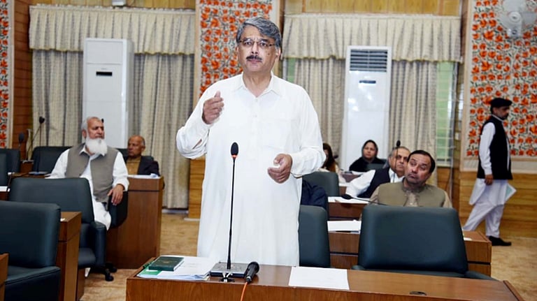 “செங்கோட்டை முதல் காஷ்மீர் வரை இந்தியாவை தாக்கினோம்” - பாக். அரசியல் பிரமுகர்