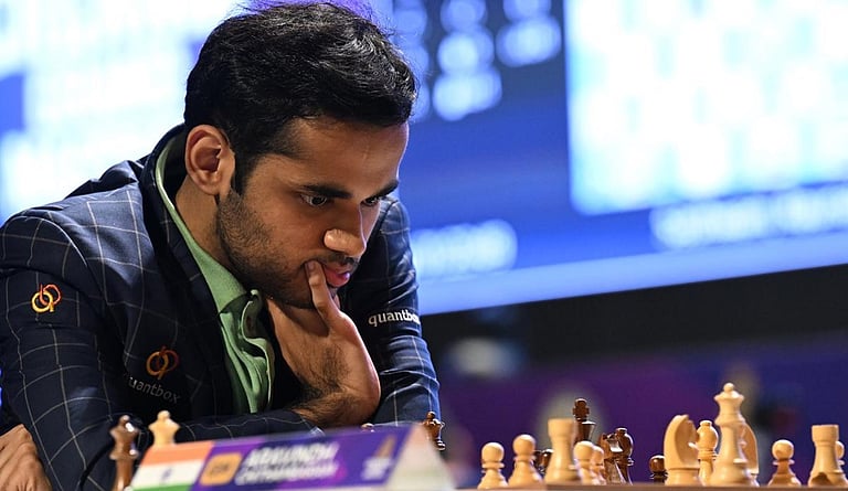 செஸ் உலகக் கோப்பை கால் இறுதியில் அர்​ஜுன் எரிகைசி தோல்வி