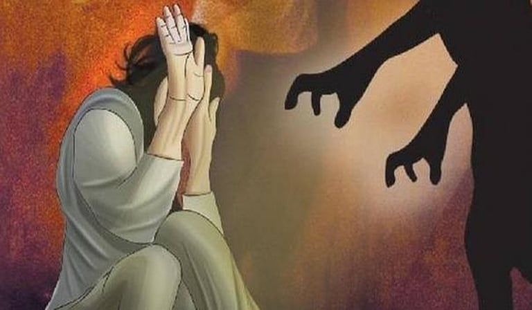 பெண் உதவியாளரிடம் பாலியல் அத்துமீறல்: ஓய்வு பெற்ற நீதிபதி மீது வழக்குப் பதிவு