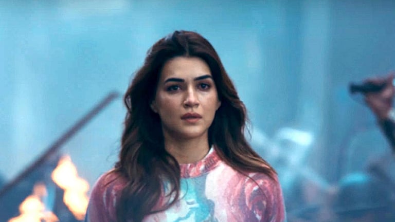 “தனுஷின் திறமைக்கு எப்போதும் ரசிகை” - கீர்த்தி சனோன் பகிர்வு