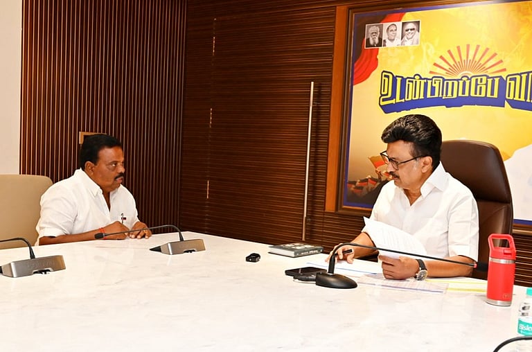 திமுகவினருடன் ஸ்டாலின் ஆலோசனை: 100 தொகுதிகளில் நிறைவு