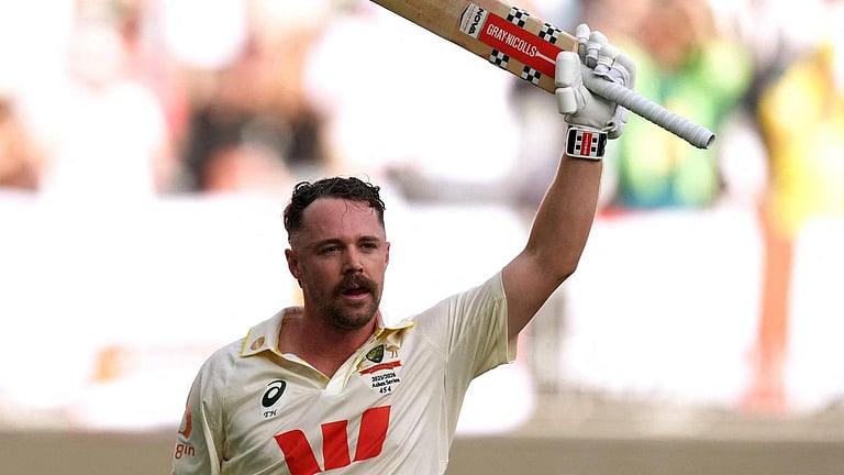 2 நாட்களில் முடிவடைந்தது ஆஷஸ் முதல் டெஸ்ட்: ஹெட் விளாசலில் ஆஸி. வெற்றி!