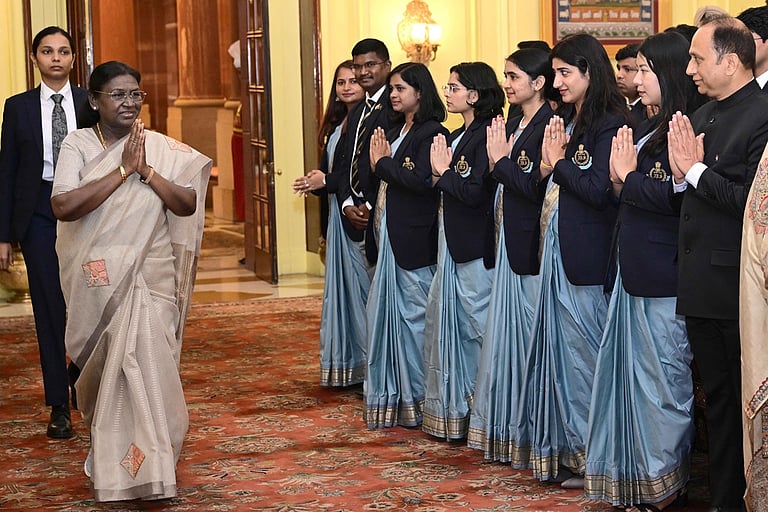 வரி வசூலில் மென்மையான முறை... குடியரசுத் தலைவர் வலியுறுத்தல்