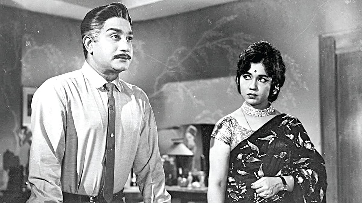 உயர்ந்த மனிதன்: அசோகனுக்கு நடிப்பு கற்றுக் கொடுத்த சிவாஜி!