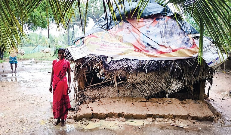 தொடர்மழை: தஞ்சாவூர் மாவட்டத்தில் ஒரே நாளில் 80 வீடுகள் இடிந்து சேதம்